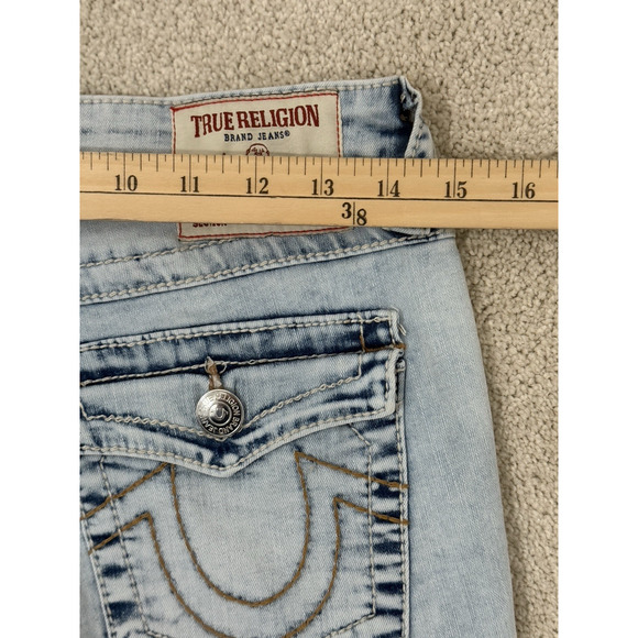 True Religion Joey Big T Short Raw Hem Low Rise Distressed Denim Women's Size 26 - Picture 7 of 11